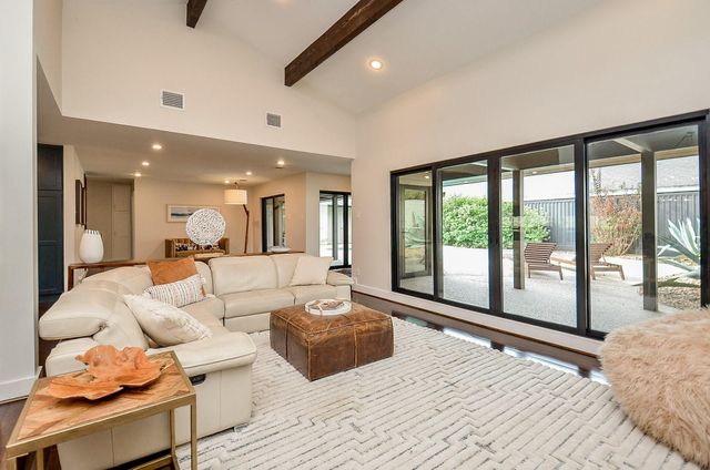 10003 Burgoyne Road, Houston, TX 77042