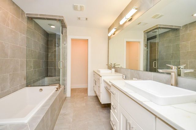 10003 Burgoyne Road, Houston, TX 77042