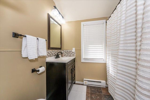 1222 22nd Ave E, Superior, WI 54880