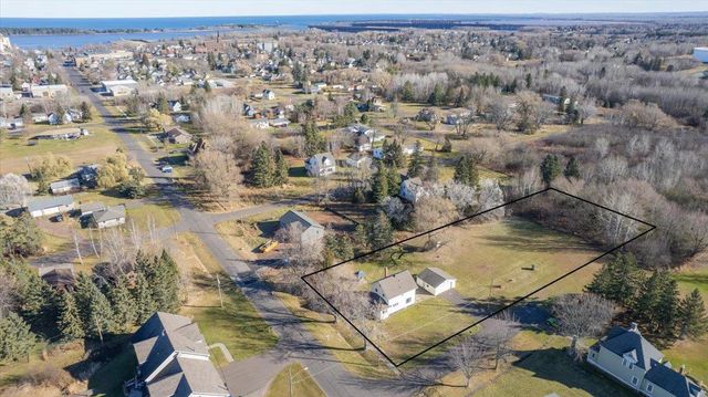 1222 22nd Ave E, Superior, WI 54880