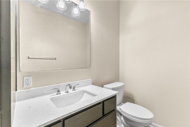 1339 Canyon Creek Circle, College Station, TX 77840