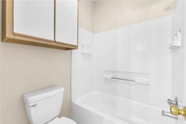 1339 Canyon Creek Circle, College Station, TX 77840