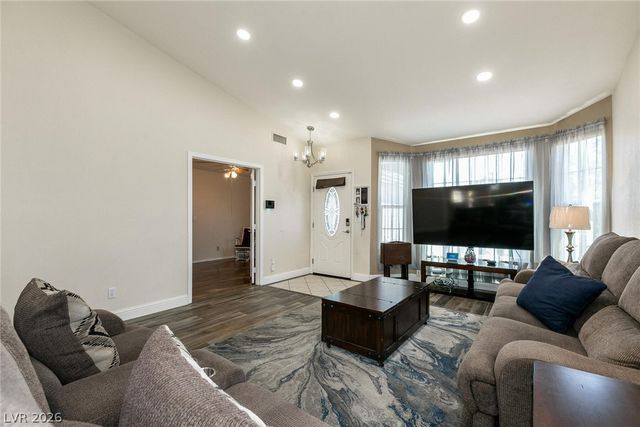 2031 Maple Springs Street, Henderson, NV 89002