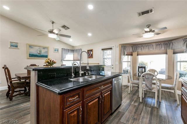 2031 Maple Springs Street, Henderson, NV 89002