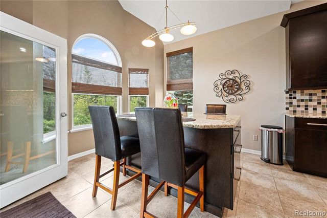 2460 Fenton Creek Lane, Fenton, MI 48430