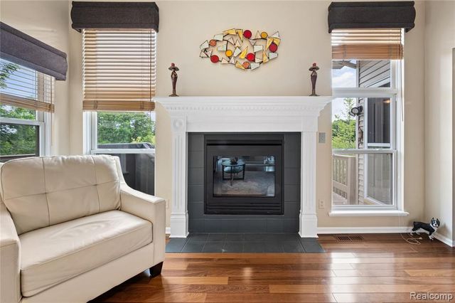 2460 Fenton Creek Lane, Fenton, MI 48430