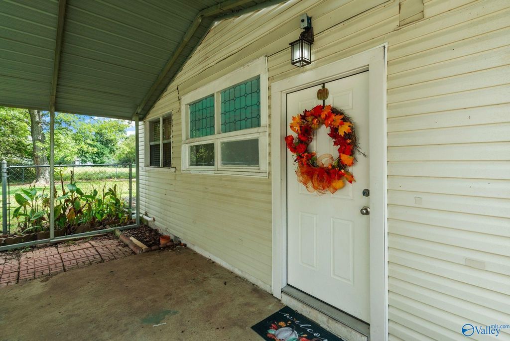 305 Thomas Street, Athens, AL 35611