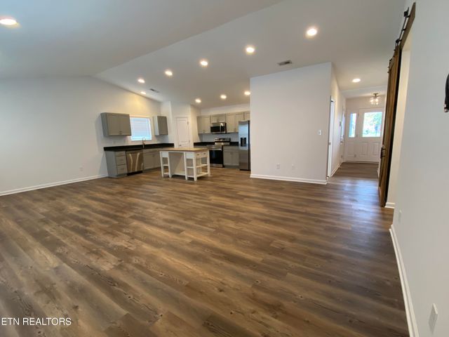 6534 Colossal Lane, Corryton, TN 37721