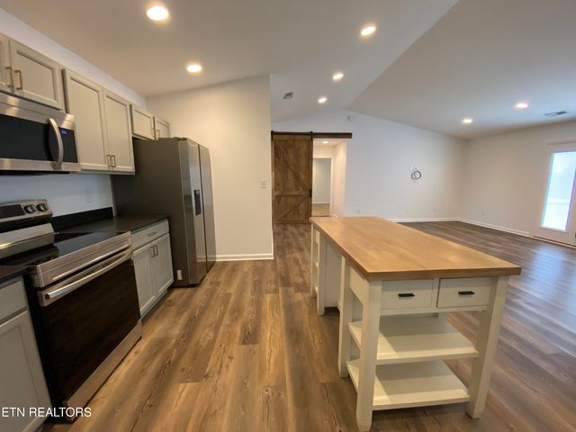 6534 Colossal Lane, Corryton, TN 37721