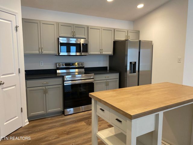 6534 Colossal Lane, Corryton, TN 37721