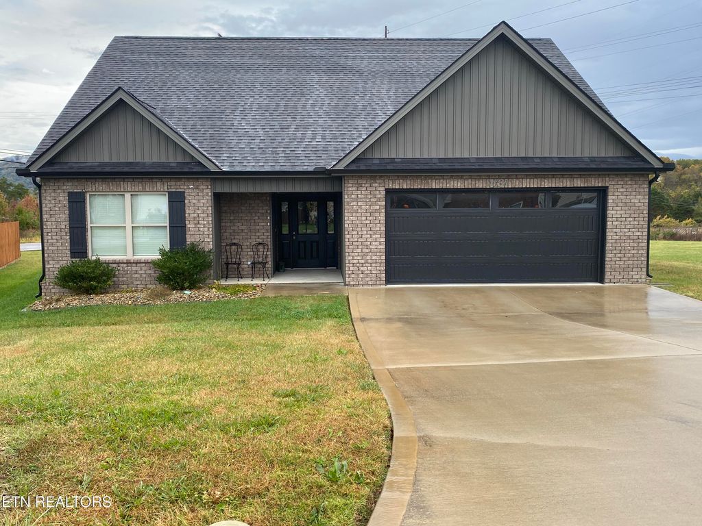 6534 Colossal Lane, Corryton, TN 37721