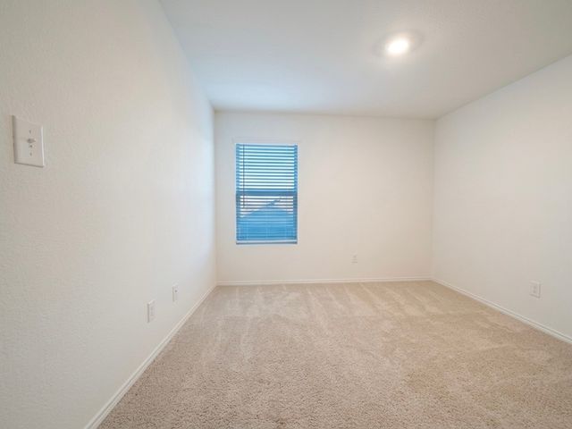14033 Earlham Street, Pilot Point, TX 76258