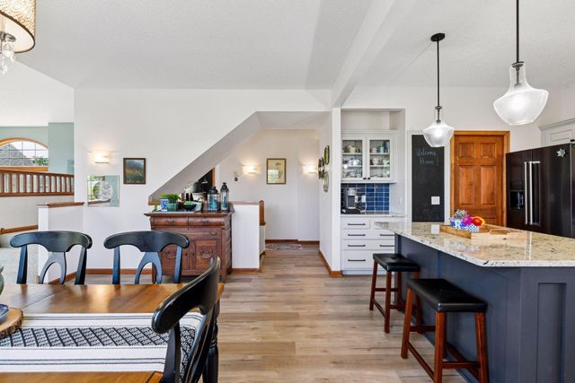 7432 Whitehall Road, Shakopee, MN 55379