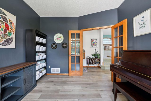 7432 Whitehall Road, Shakopee, MN 55379
