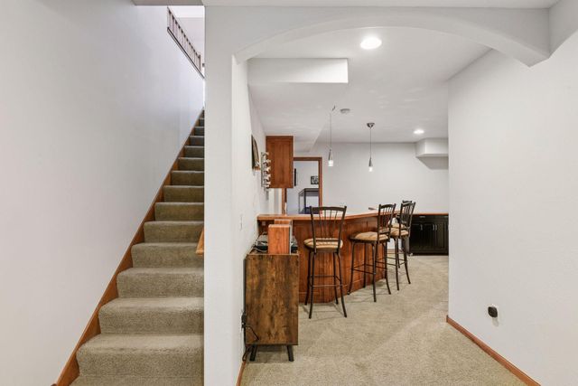 7432 Whitehall Road, Shakopee, MN 55379