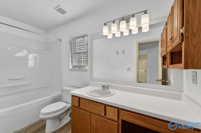 105 Vistawood Court, Madison, AL 35758