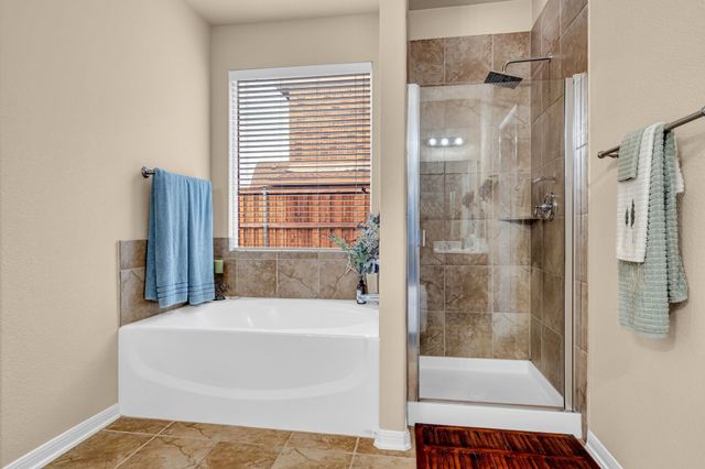 15821 Bent Rose Way, Fort Worth, TX 76177