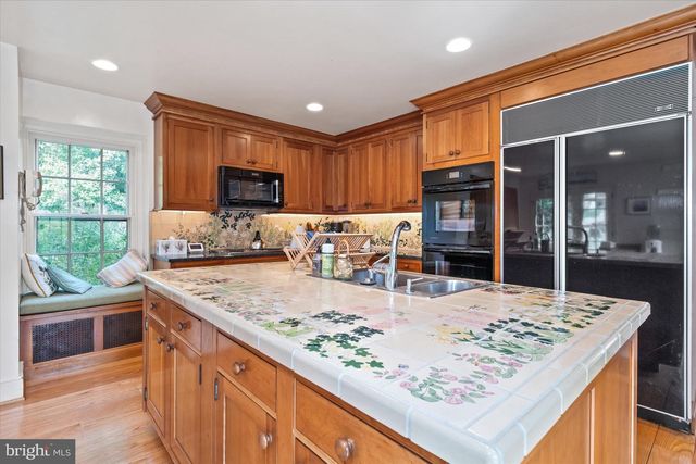 818 BURROWS RUN RD, Chadds Ford, PA 19317