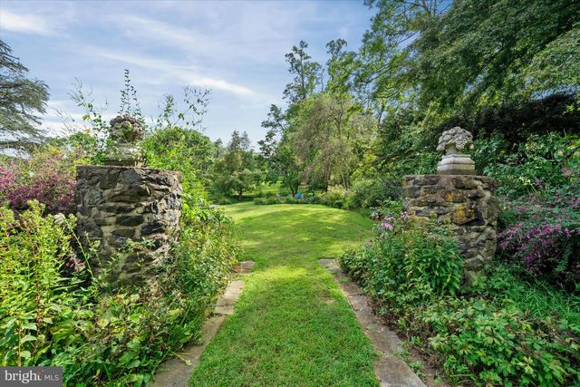 818 BURROWS RUN RD, Chadds Ford, PA 19317