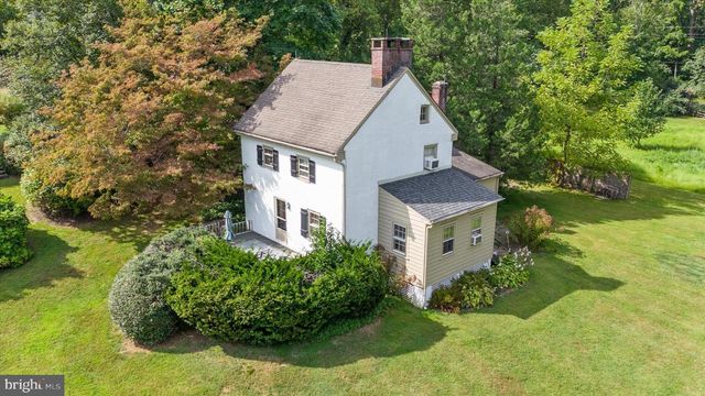 818 BURROWS RUN RD, Chadds Ford, PA 19317