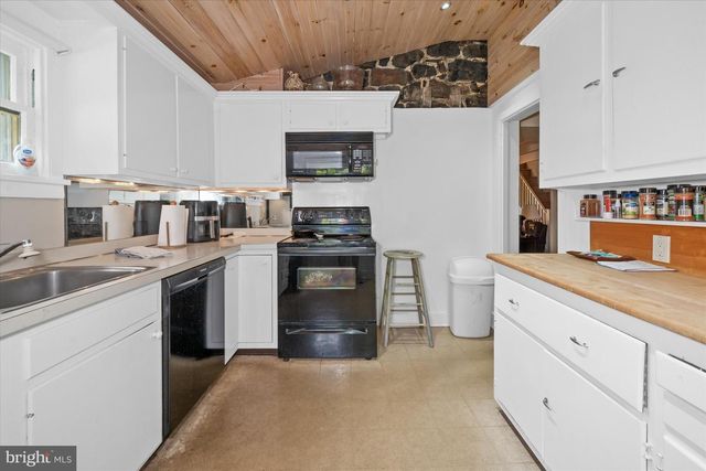 818 BURROWS RUN RD, Chadds Ford, PA 19317