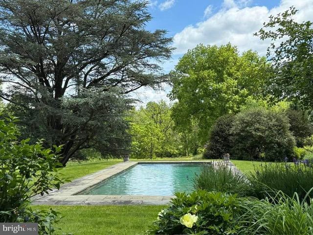 818 BURROWS RUN RD, Chadds Ford, PA 19317