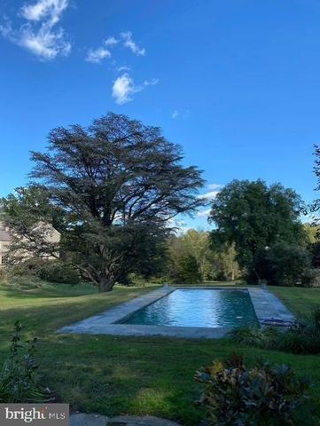 818 BURROWS RUN RD, Chadds Ford, PA 19317