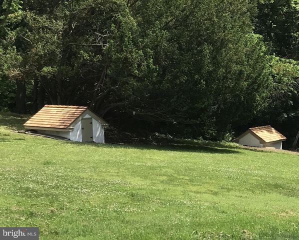 818 BURROWS RUN RD, Chadds Ford, PA 19317