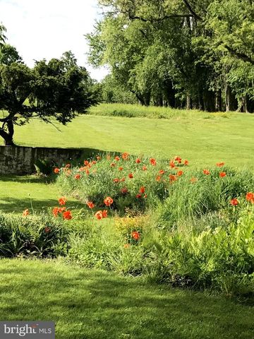 818 BURROWS RUN RD, Chadds Ford, PA 19317