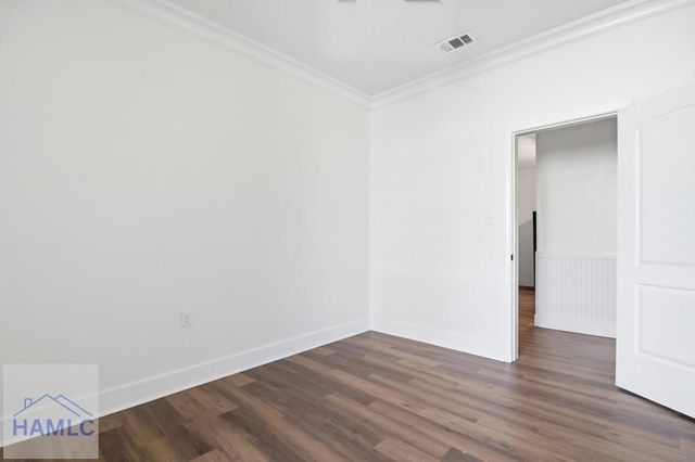 807 W 52nd Street, Savannah, GA 31401