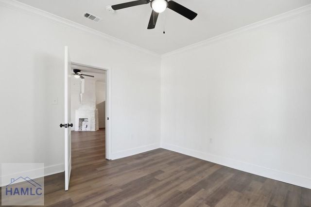 807 W 52nd Street, Savannah, GA 31401