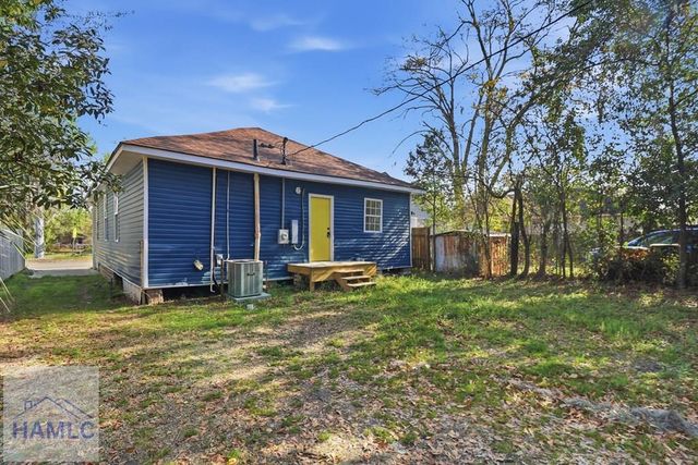 807 W 52nd Street, Savannah, GA 31401