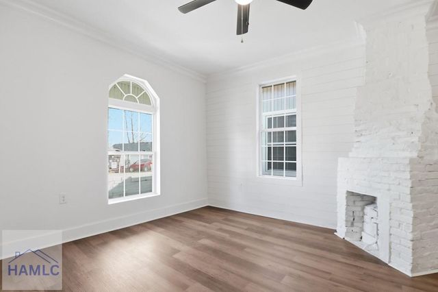 807 W 52nd Street, Savannah, GA 31401