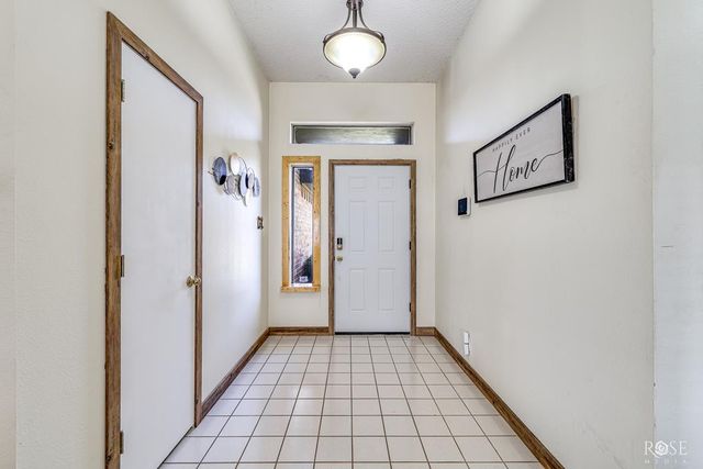 5829 Normandy Lane, San Angelo, TX 76901