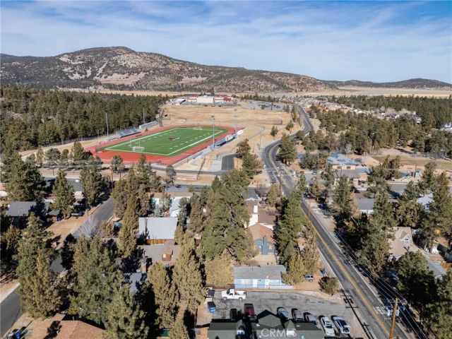 130 Maple Lane, Sugarloaf, CA 92386