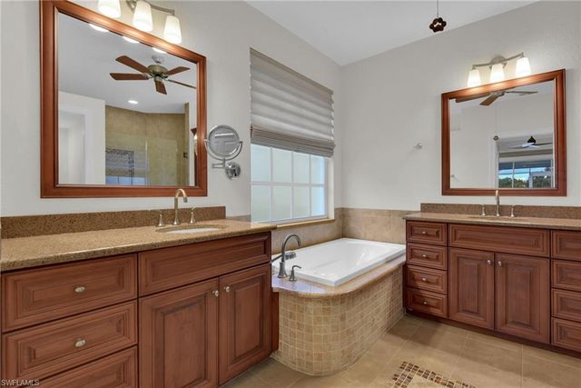 23157 Oakglen LN, Estero, FL 34135