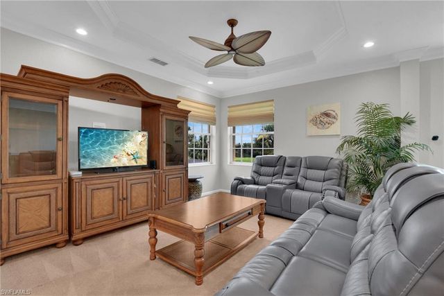 23157 Oakglen LN, Estero, FL 34135