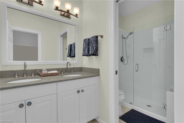 23157 Oakglen LN, Estero, FL 34135