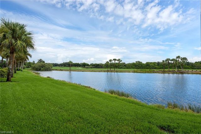 23157 Oakglen LN, Estero, FL 34135