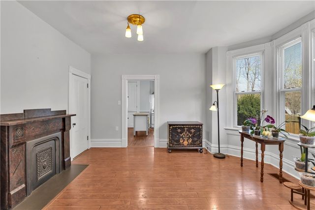 244 W Steuben St, Crafton, PA 15205