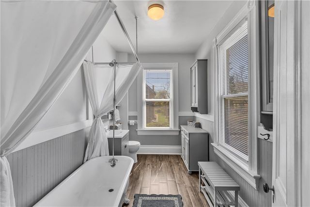244 W Steuben St, Crafton, PA 15205