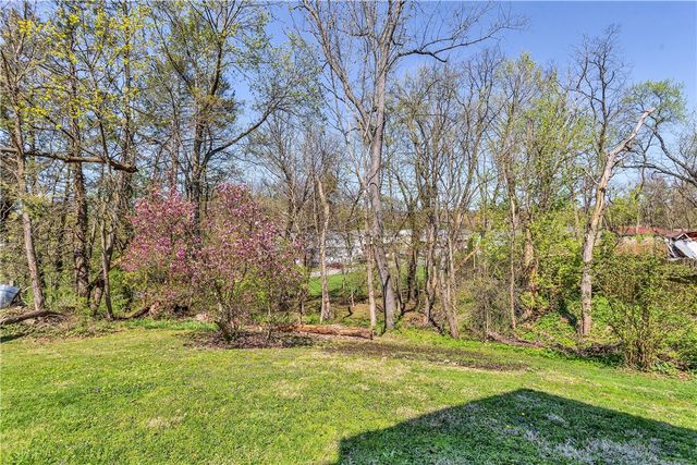 244 W Steuben St, Crafton, PA 15205