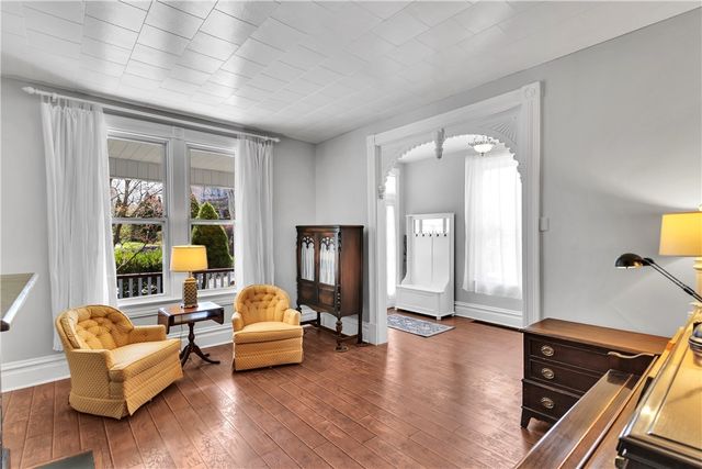 244 W Steuben St, Crafton, PA 15205