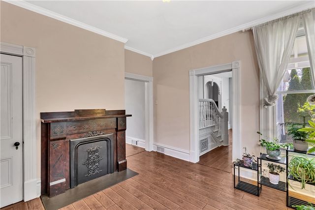 244 W Steuben St, Crafton, PA 15205