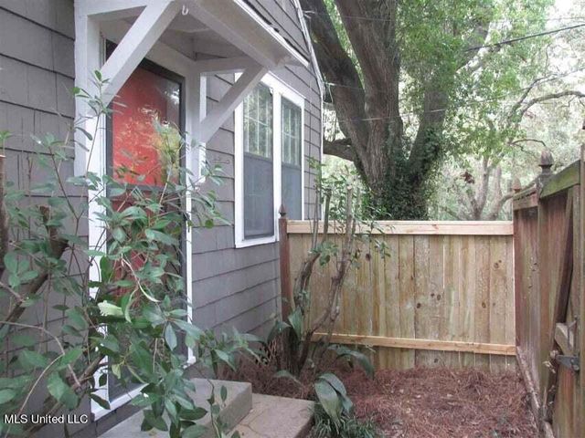 1846 Howard Street, Jackson, MS 39202