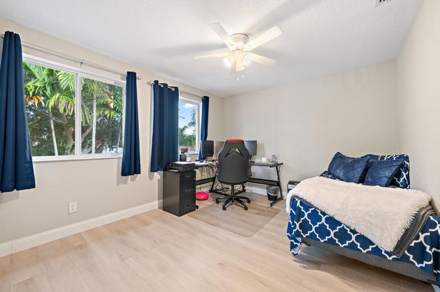 1734 SW 109th Terrace 1734, Davie, FL 33324
