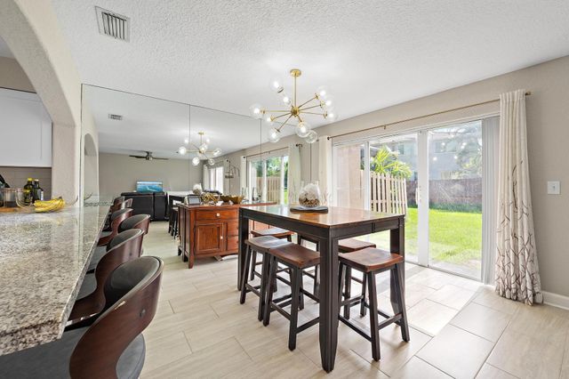 1734 SW 109th Terrace 1734, Davie, FL 33324