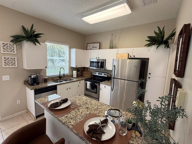 5203 Eagle Cay Place, Coconut Creek, FL 33073