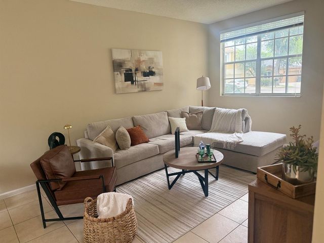 5203 Eagle Cay Place, Coconut Creek, FL 33073