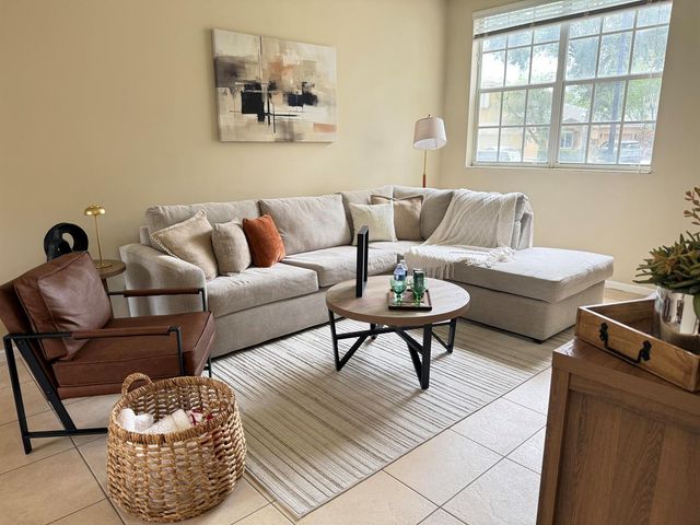 5203 Eagle Cay Place, Coconut Creek, FL 33073